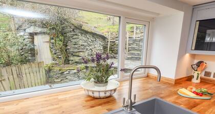 Weir Cottage