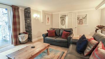 Cottage | Living area | DVD player