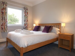 3 bedrooms, individually decorated, individually furnished, free WiFi - Romney 14 (Ambleside)