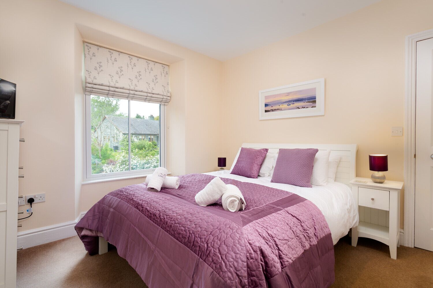 3 bedrooms, individually decorated, individually furnished, free WiFi