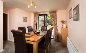 Dining - Fairhaven (Windermere)