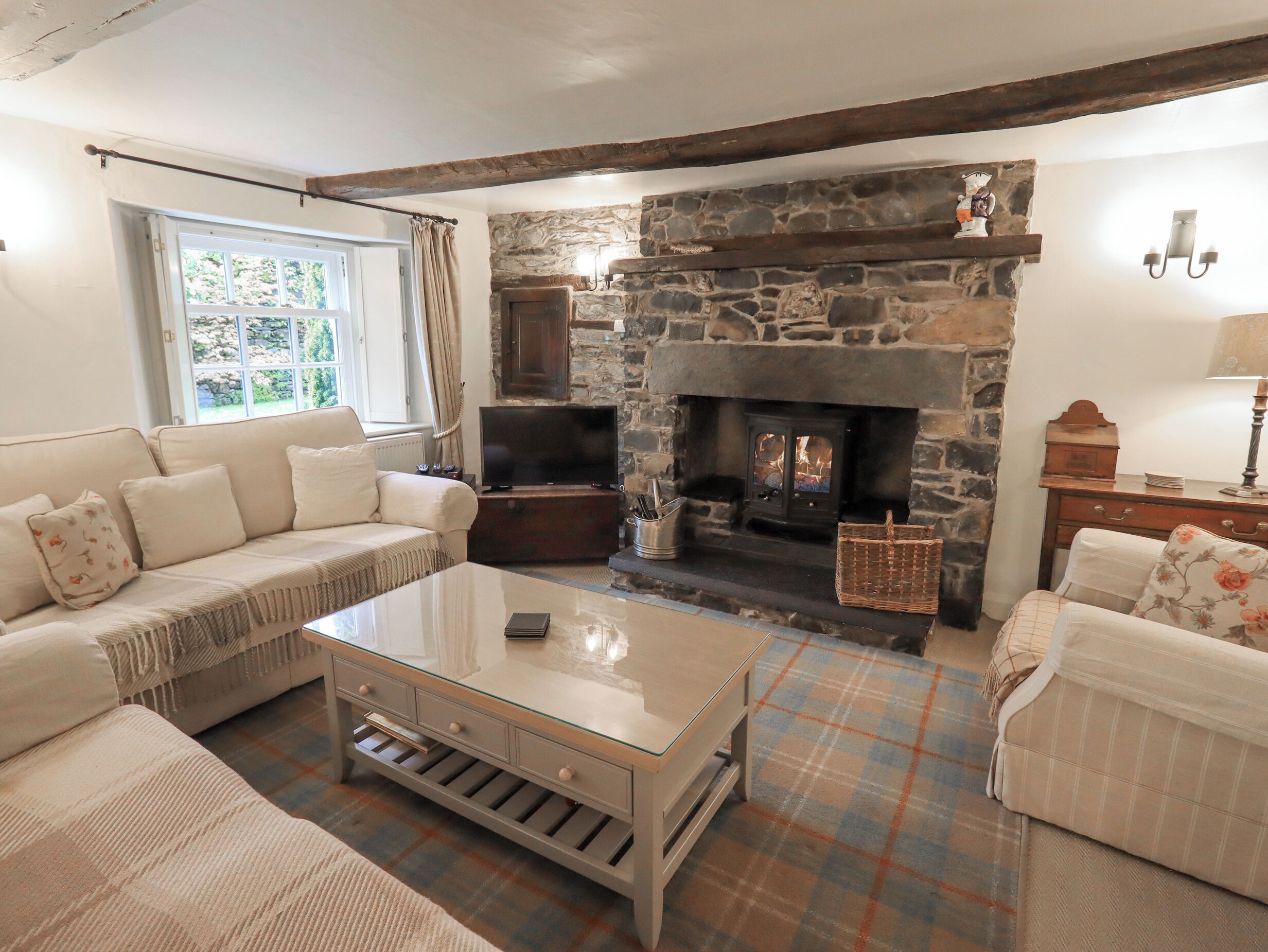 Cottage | Living area | DVD player