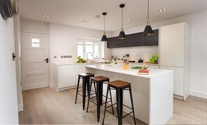 冰箱、洗碗机、厨具/餐具