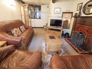 Cottage | Living area