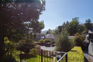 Property grounds - Bield How (Ambleside)