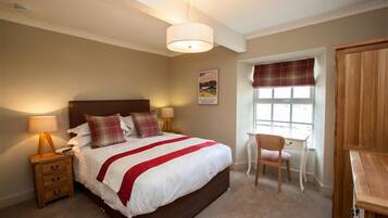 2 bedrooms, individually decorated, individually furnished, free WiFi