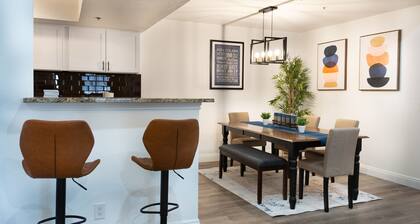 Next To Las Vegas Strip - 3 Bedrooms w/In door Fireplace