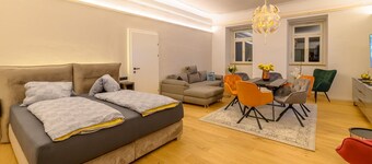 Appartamento "Gasthof Alte Post - Top 4 Commodore" con vista sulle montagne e Wi-Fi