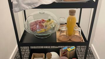 Frühstück gegen Gebühr