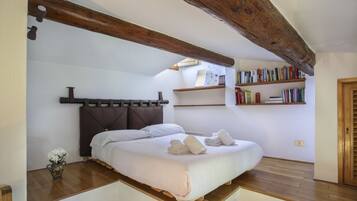 2 camere, ferro/asse da stiro, Wi-Fi, lenzuola