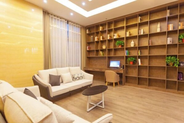 Interior - GYA Hotel (Shouxihu Wutinglong Toy City) (Yangzhou)