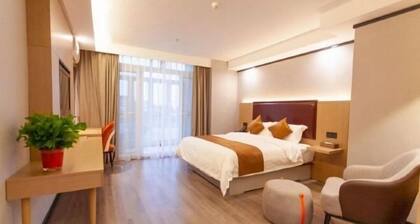 GYA Hotel (Shouxihu Wutinglong Toy City)