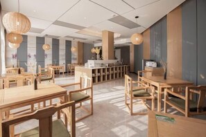Restaurant - Qingmu Select Hotel (Liyang Tianmu Lake Scenic Area) (Liyang)