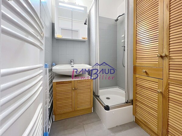 Hair dryer - Apartment 2 rooms 3* - 4 beds - Near Centre - Closed parking (VALLOIRE)