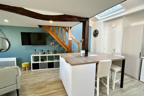 Dining - Coin de Paradis - House for 4 people, in the center of town (Le Crotoy)