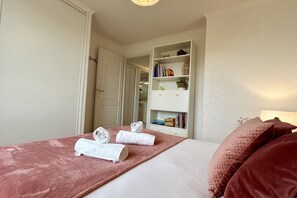2 chambres, Wi-Fi, draps fournis