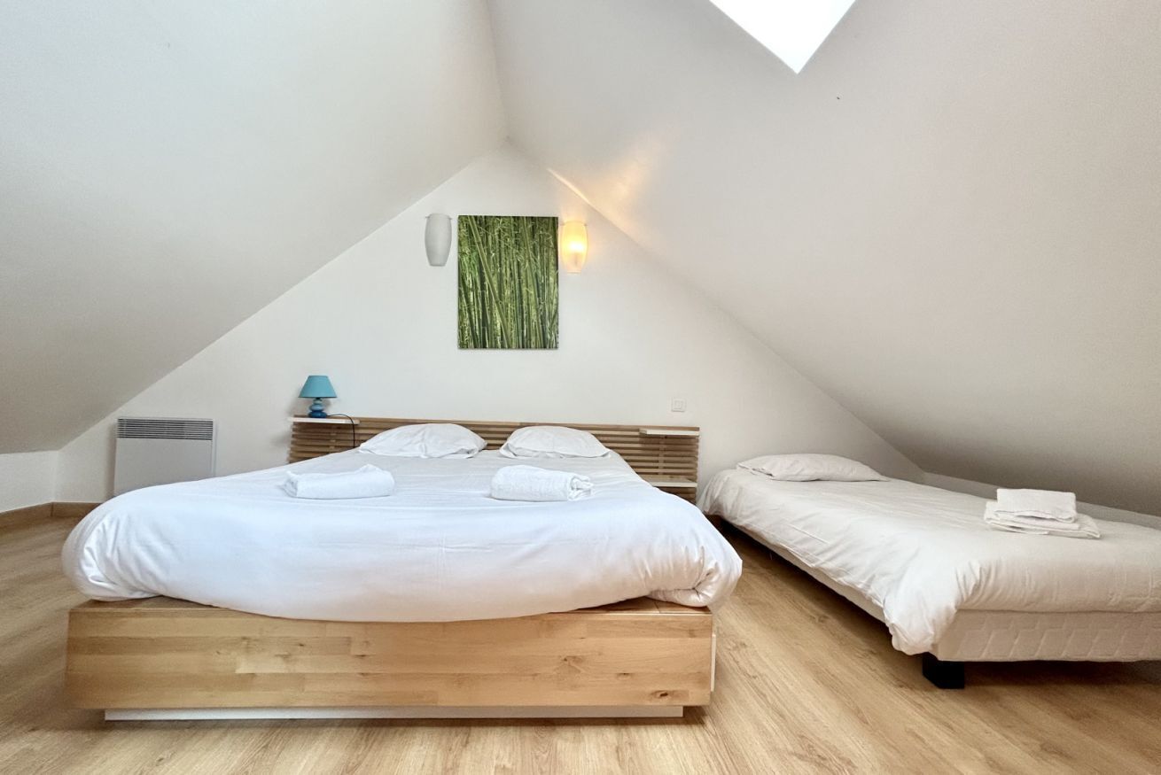 1 chambre, lit parapluie, Wi-Fi, draps fournis