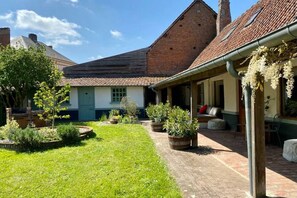 Exterior - Gueschavik, magnificent renovated farmhouse for 8 people (Gueschart)