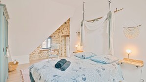 4 habitaciones, tabla de planchar con plancha y internet 