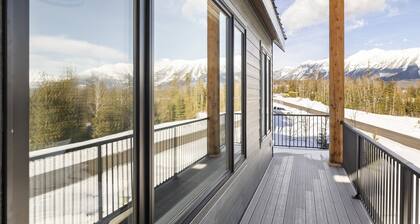 Ski-In Chalet at Fernie Alpine Swim Spa & Sauna B
