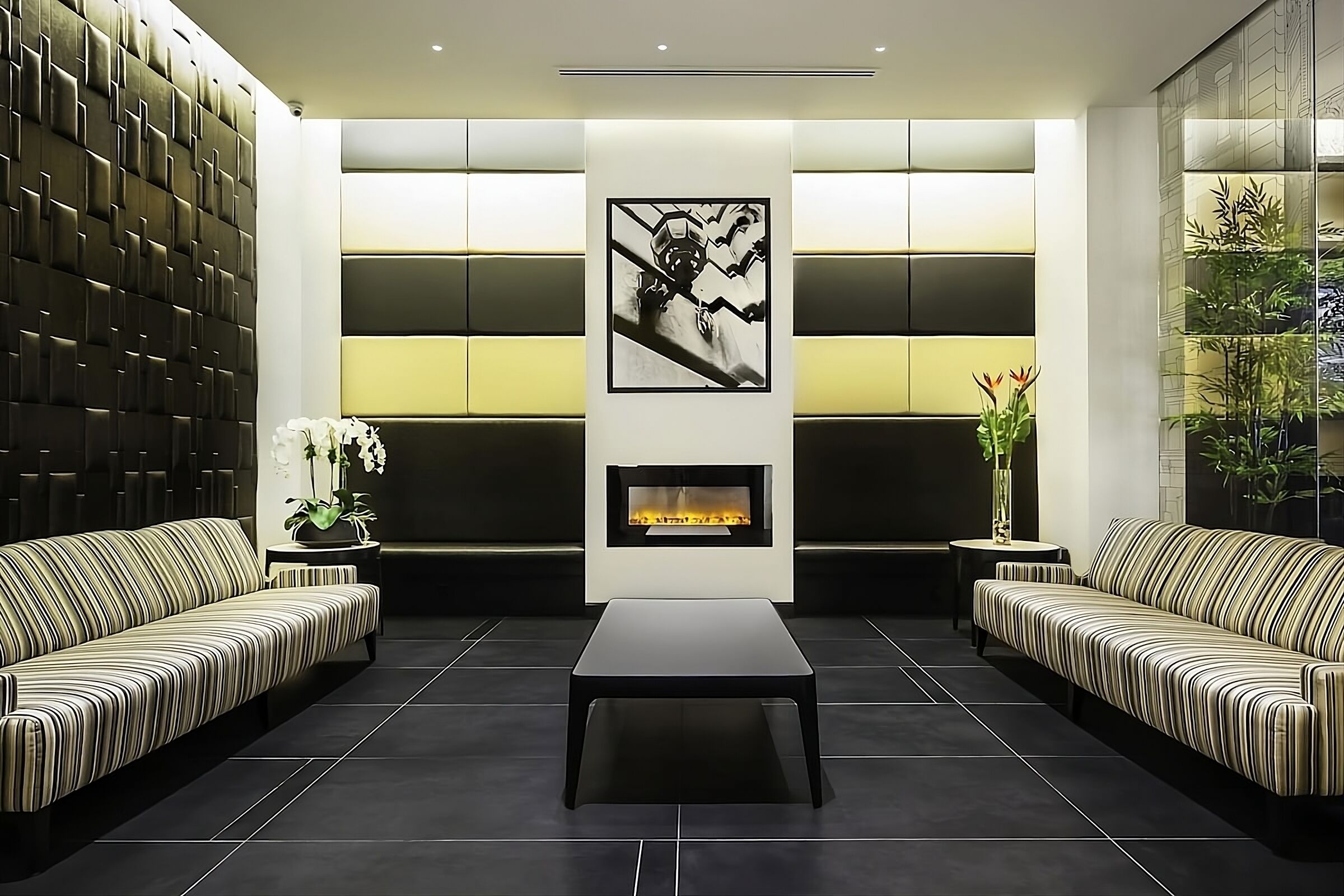 Relax and Recharge! 2 Convenient Units, Pets Allowed, Close to Top of the Rock!