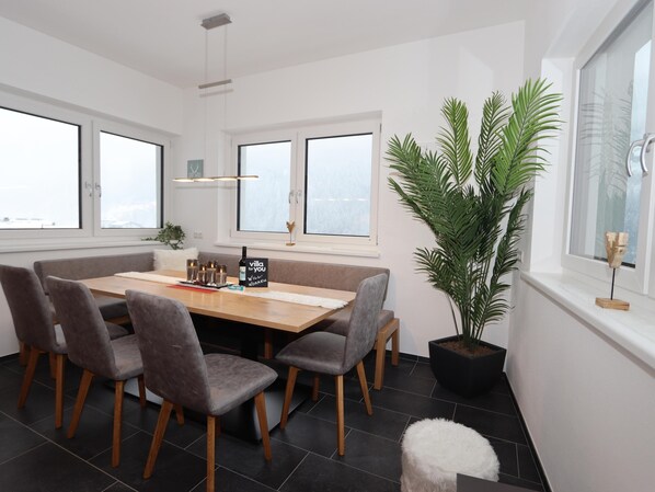 Dining - Apartment in sunny location near ski lift (See)