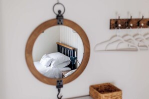 Unclassified image, 2 of 38, button