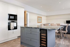 Immagine non classificata, 5 di 23, pulsante