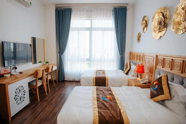 Deluxe Twin Room | Desk, laptop workspace, WiFi (free)