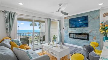 Smart TV, fireplace, stereo