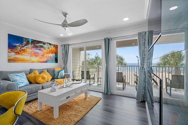 Smart TV, fireplace, stereo