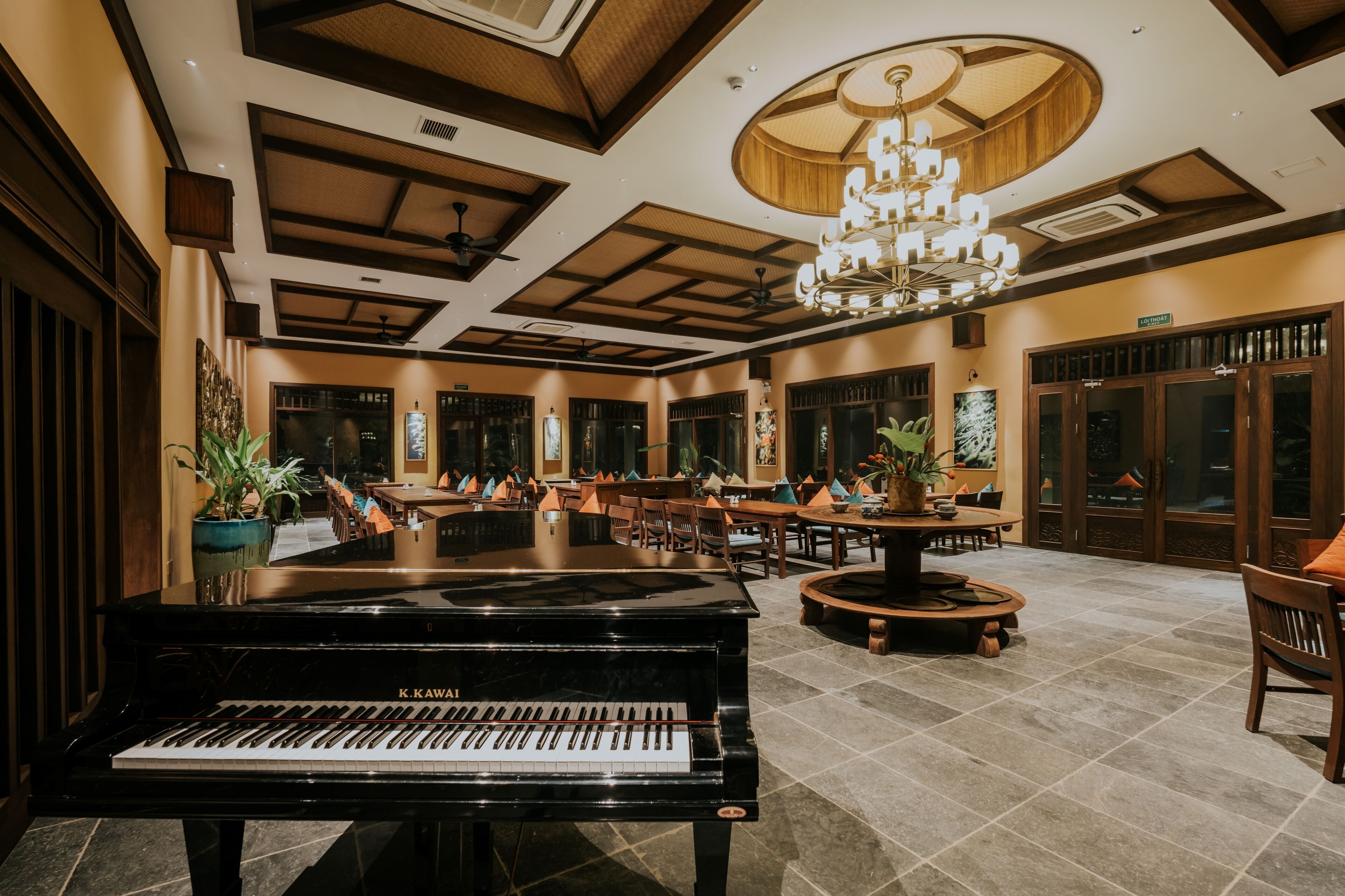 Desayuno buffet incluido todos los días 