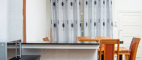 Fridge, microwave, stovetop, electric kettle