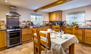 Fridge, dishwasher, cookware/dishes/utensils - Horrockwood Farm (Penrith)