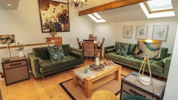 Cottage | Living area | Fireplace, video game console, DVD player
