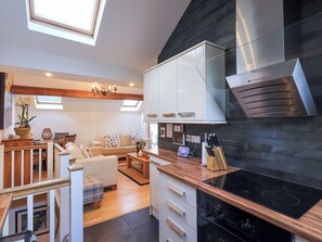 Cottage | Cuisine privée | Réfrigérateur, lave-vaisselle