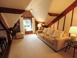Interior - High Raise (Ambleside)