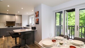 Cottage | Dining - Jenever Cottage (Ambleside)