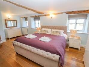 6 phòng ngủ, trang trí khác biệt