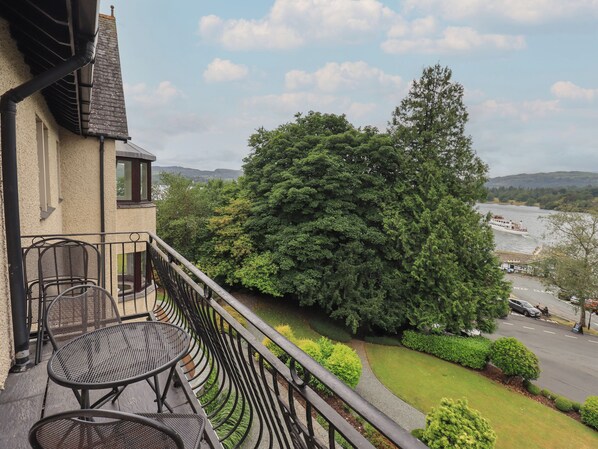 Cottage | Front of property - Romney 17 (Ambleside)