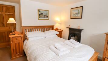 3 bedrooms, individually decorated, individually furnished, free WiFi