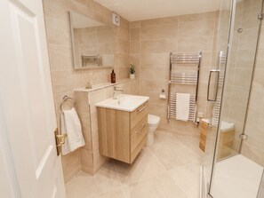 Cottage | Kamar mandi | Shower