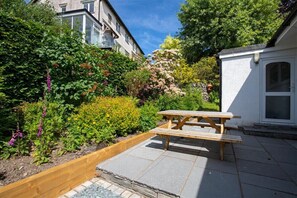 Property grounds - Beckside (Ambleside)