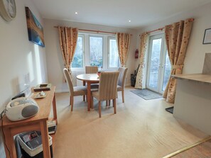 Cottage | Interior