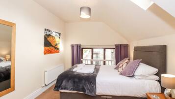 1 bedroom, individually decorated, individually furnished, free WiFi