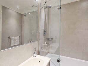 Ferienhaus | Badezimmer