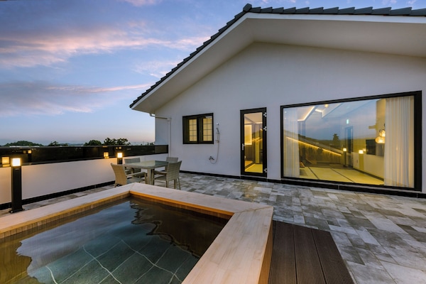 Dúplex Premier | Decoración personalizada, muebles diferentes y insonorización