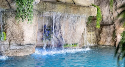 Damare Resort & Spa