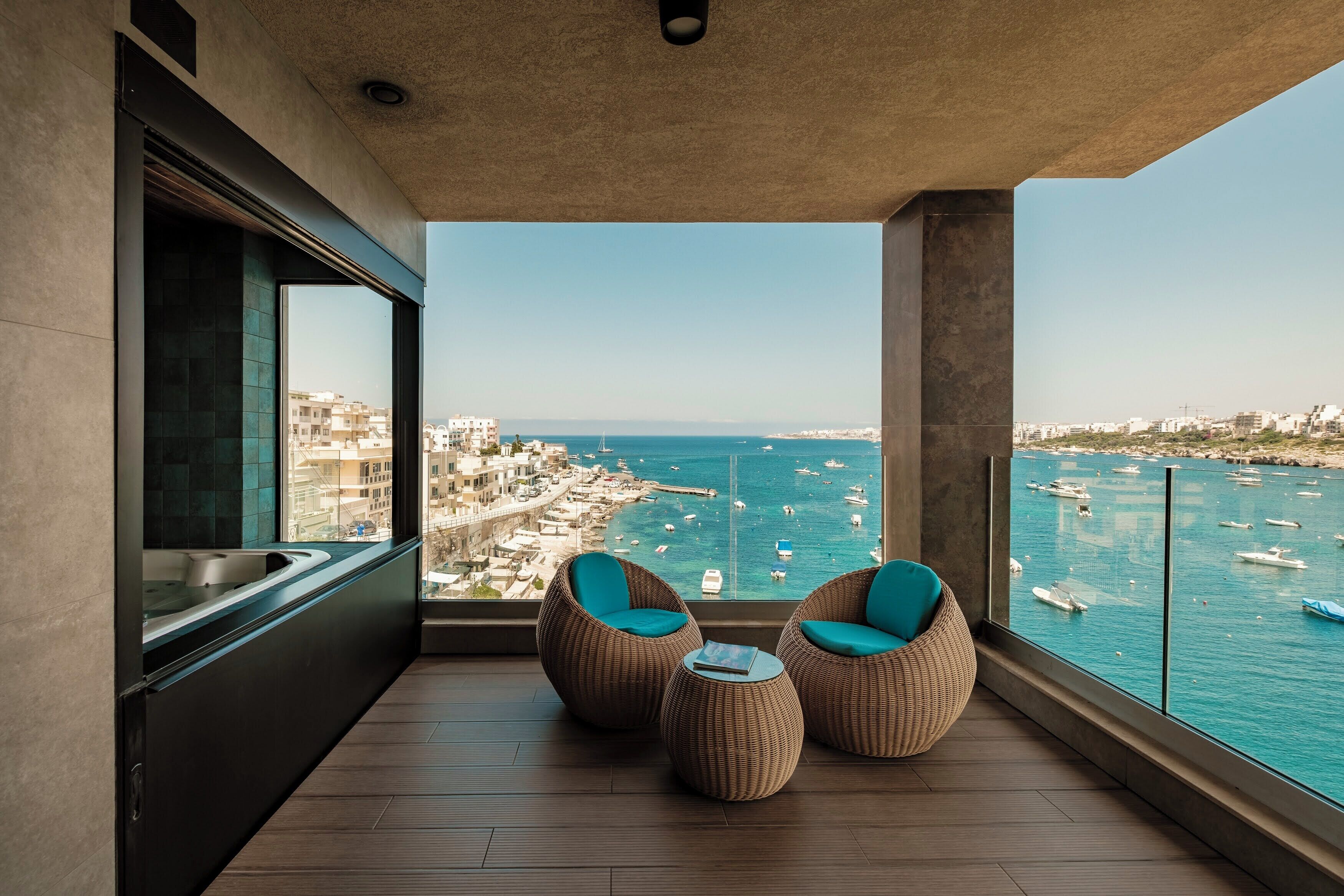 Premium Seaview Room with Hot Tub | มินิบาร์, โต๊ะทำงาน, ห้องเก็บเสียง, Wi-Fi ฟรี