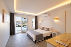 Frigobar, cofres nos quartos, quartos à prova de som, Wi-Fi de cortesia